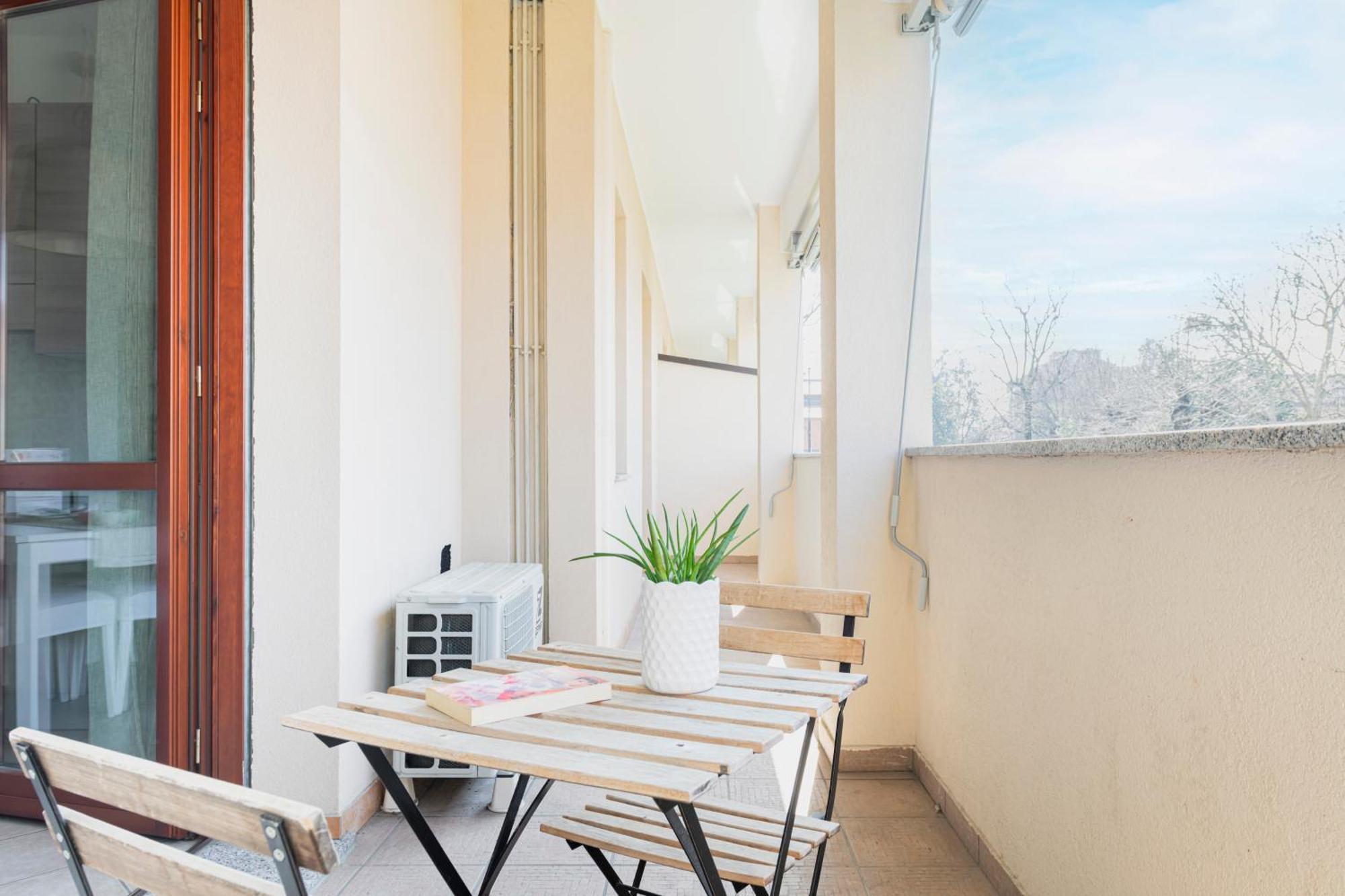 Hq Aparthotel Milano Inn - Smart Suites Cinisello Balsamo Dış mekan fotoğraf