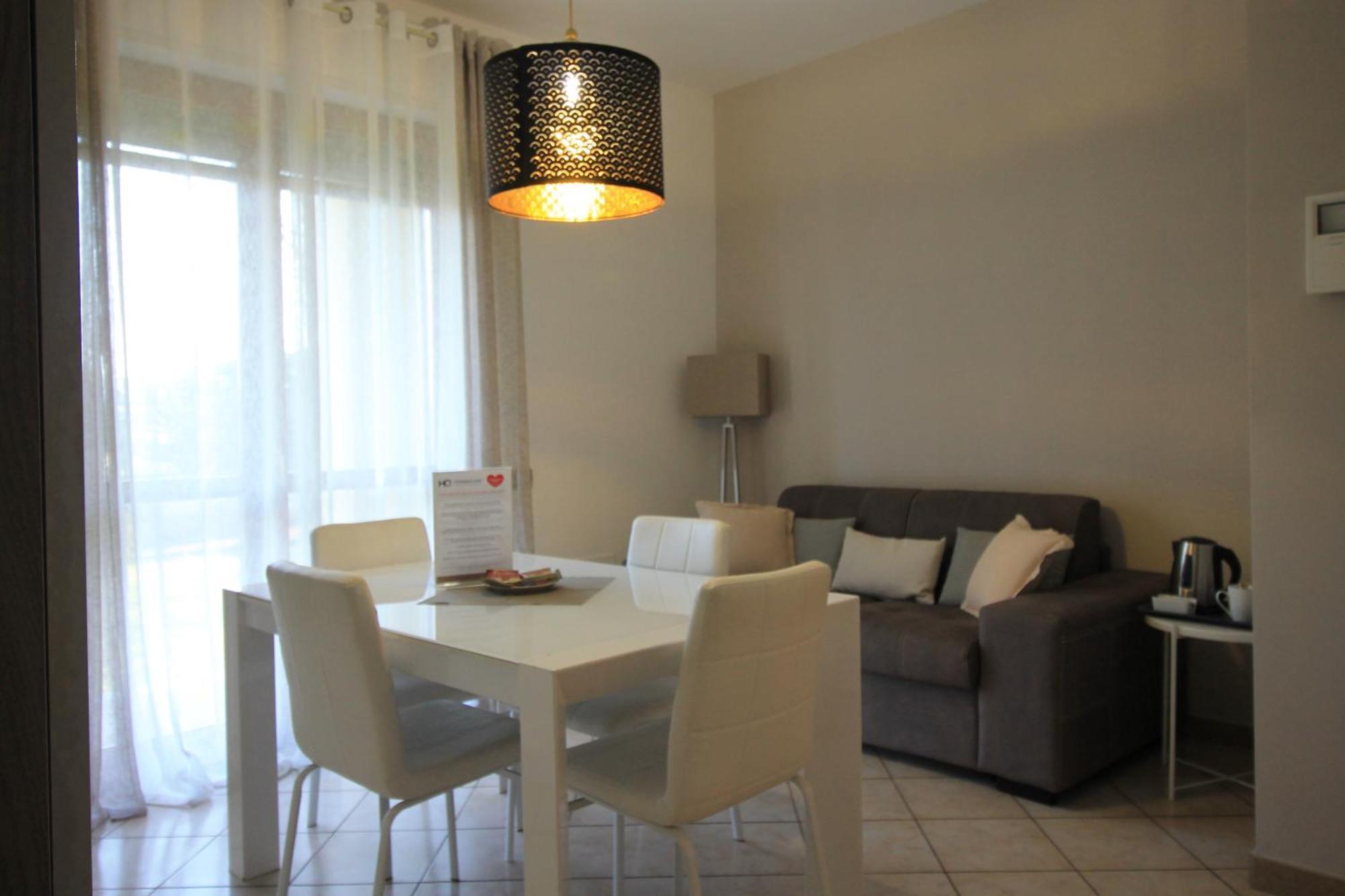 Hq Aparthotel Milano Inn - Smart Suites Cinisello Balsamo Dış mekan fotoğraf